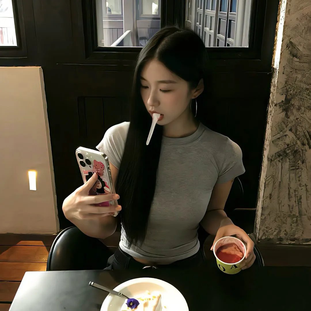 珊珊小传
